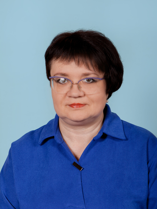 Иконникова Елена Александровна.